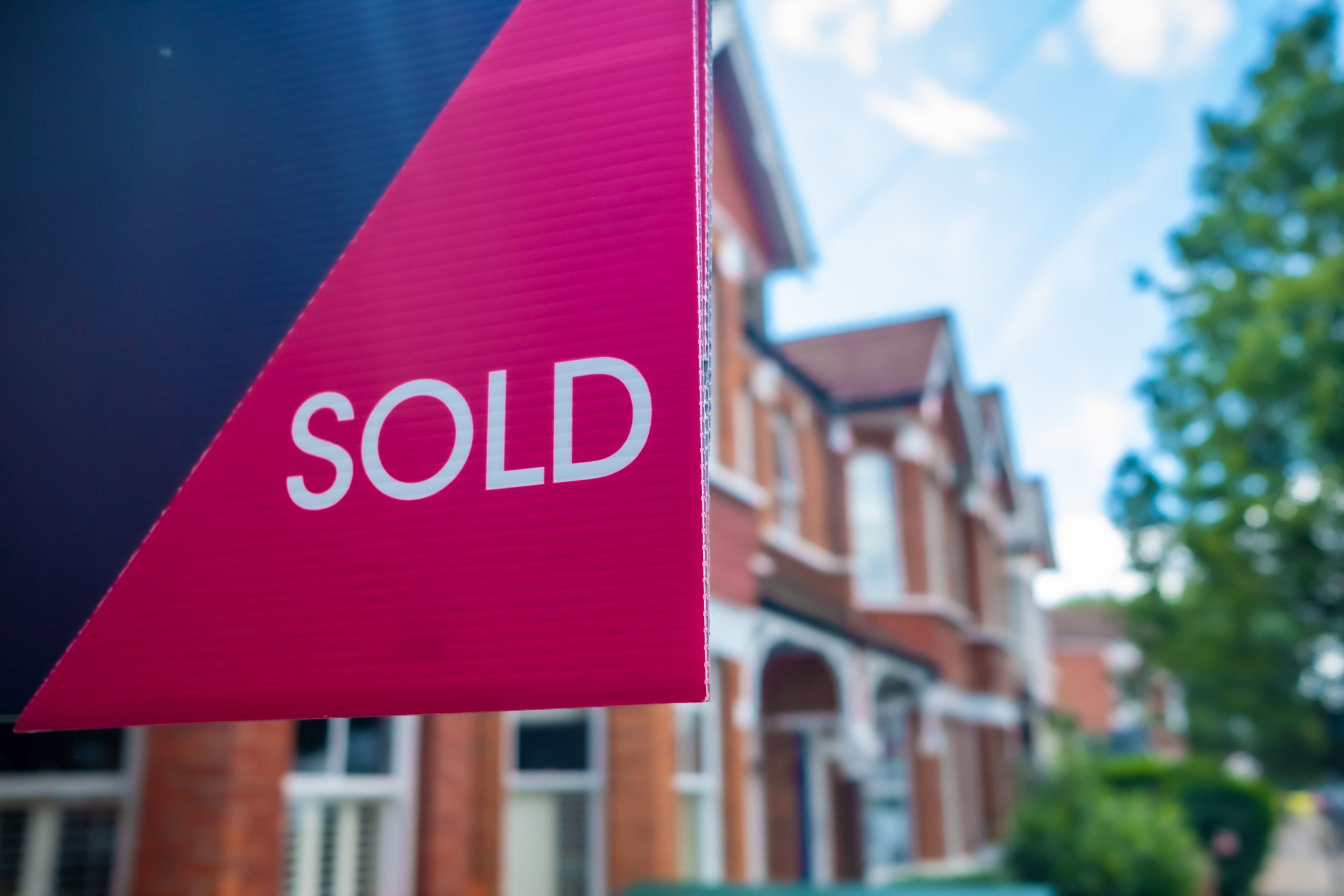 Why Estate Agents Are Using Online Platforms More Than Ever